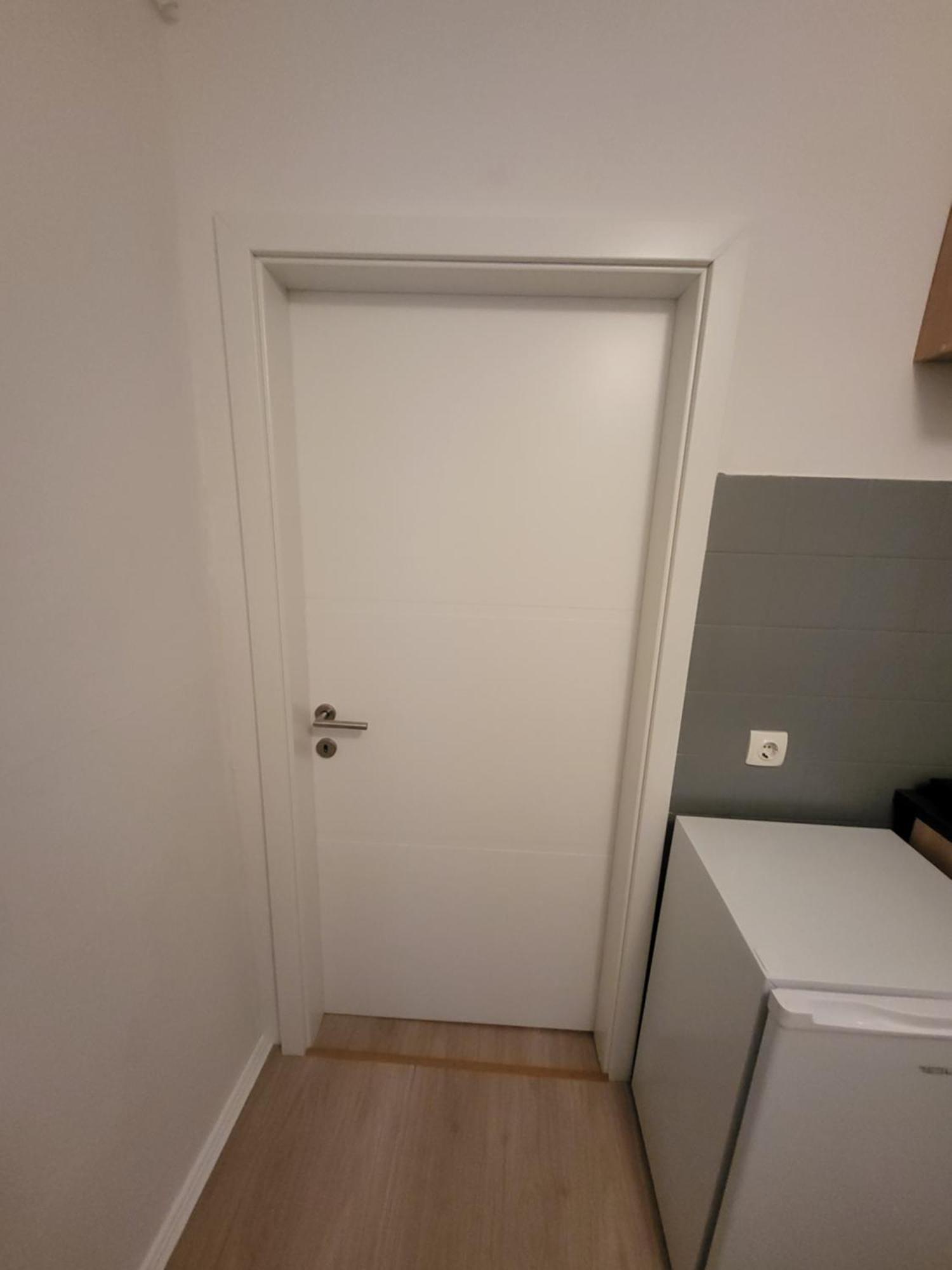 コペルApartma Jelenaアパートメント エクステリア 写真
