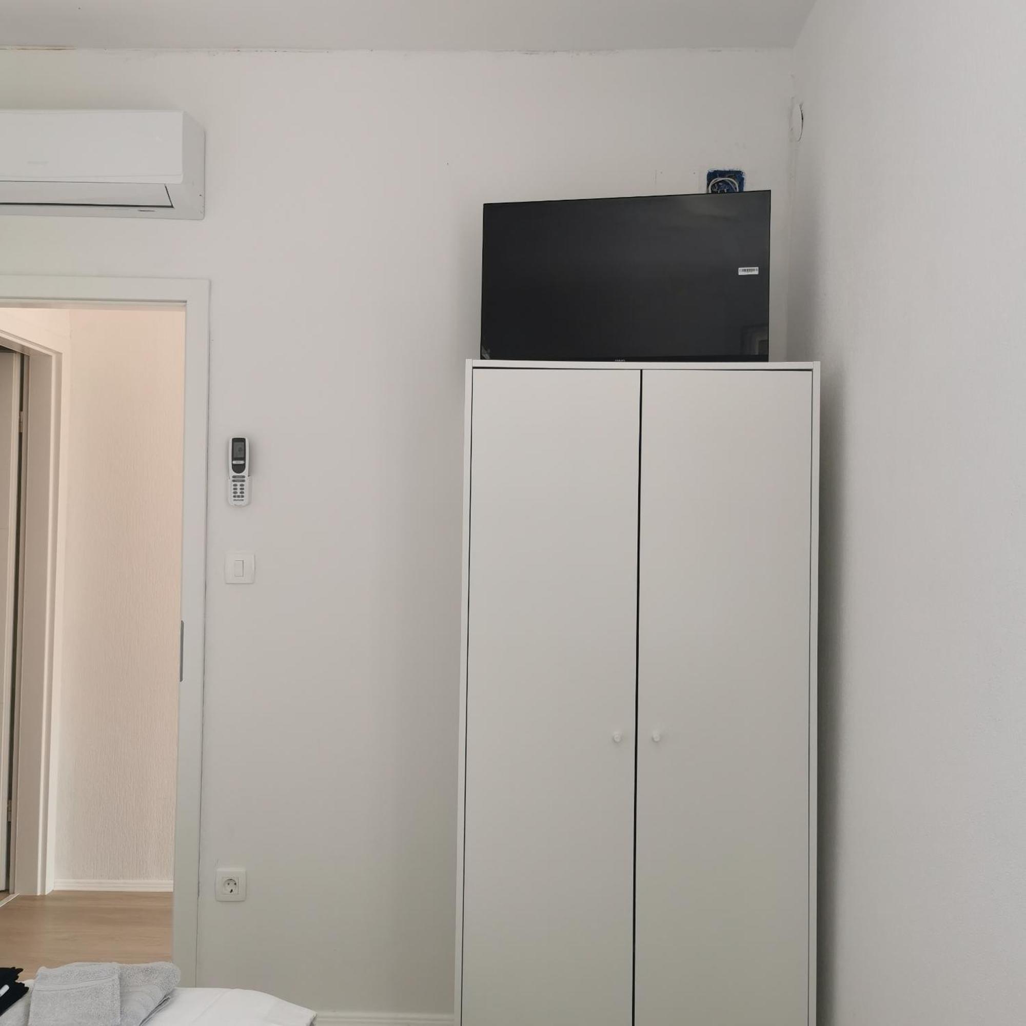 コペルApartma Jelenaアパートメント エクステリア 写真
